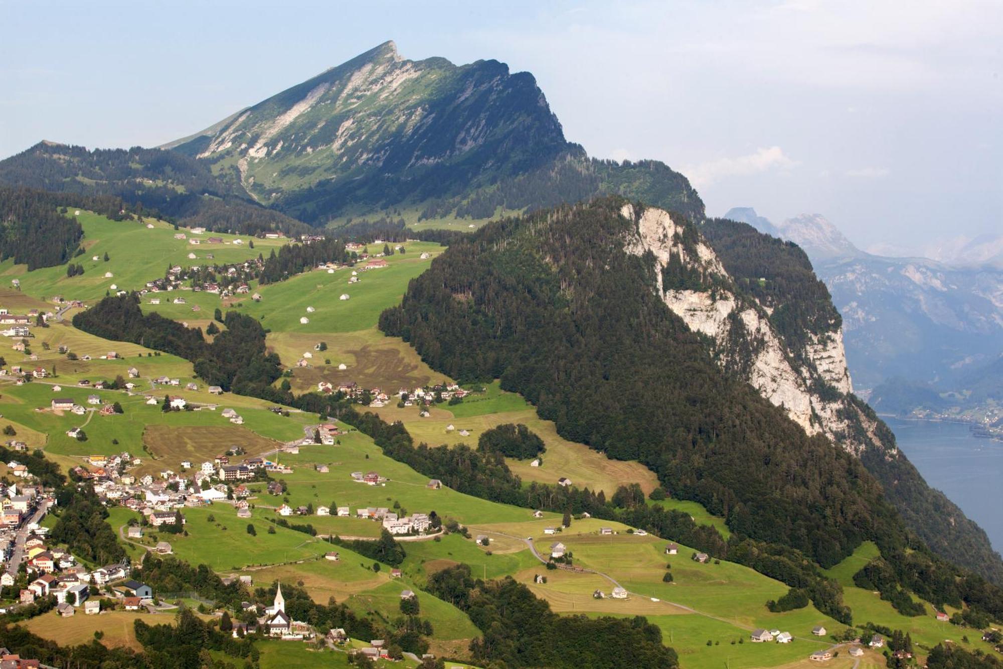 Hotel Arvenbüel Amden Buitenkant foto